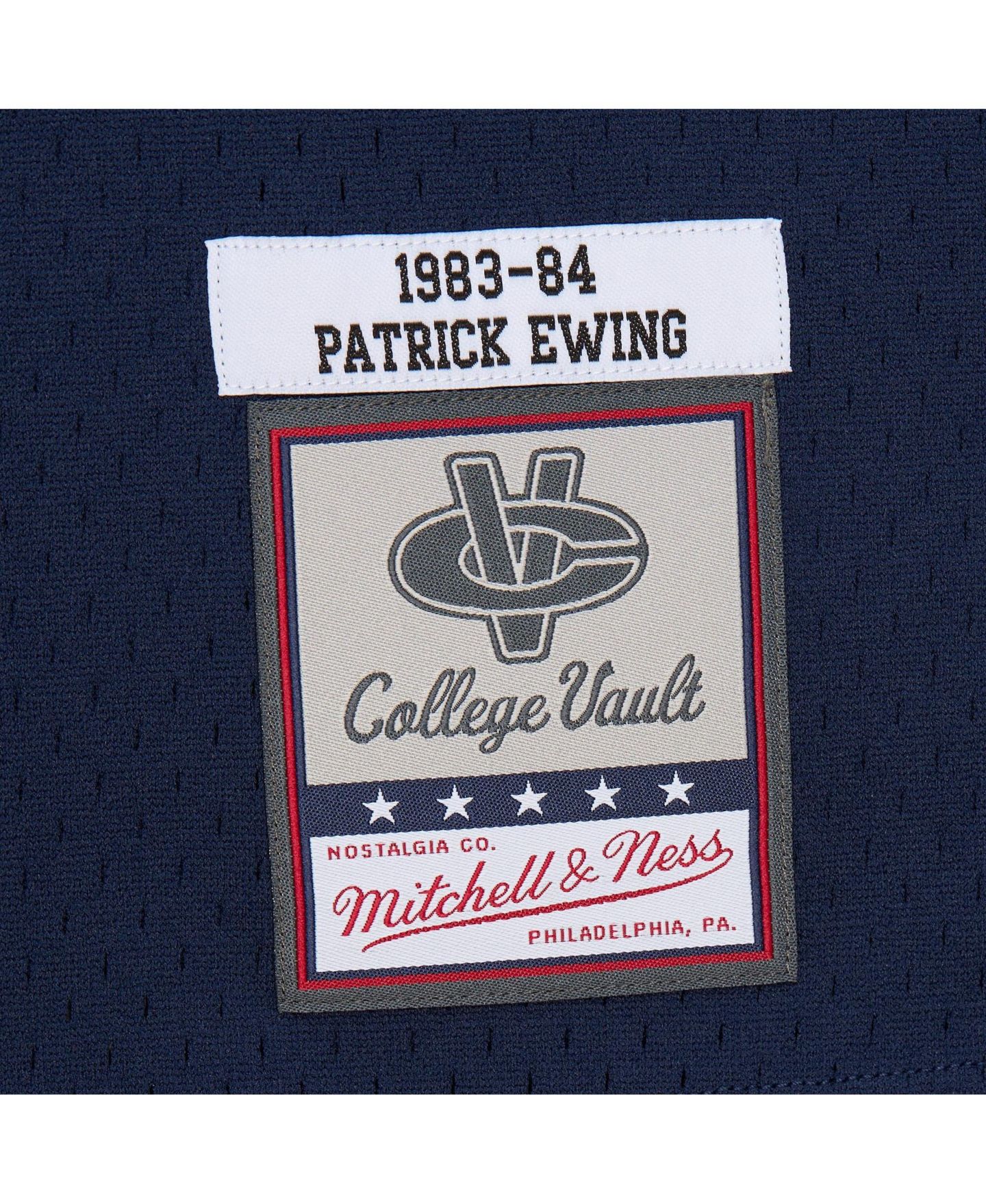 Мужской топ Mitchell & Ness Navy Patrick Ewing Georgetown Hoyas 1983/84 Jersey — фото 2