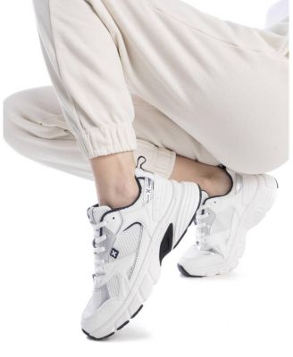 Women's Casual Sneakers By XTI