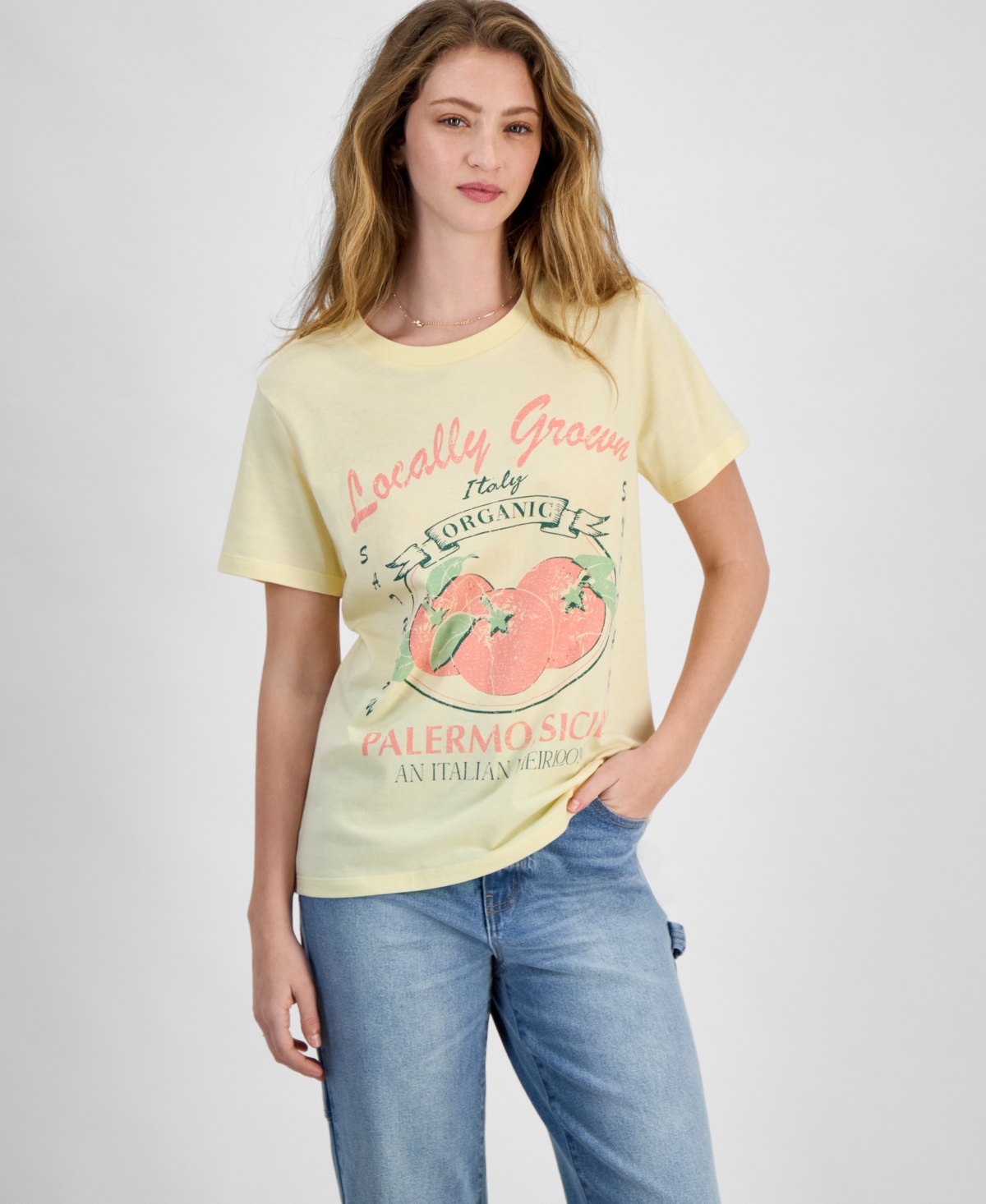 Juniors' Sicily Tomato Graphic T-Shirt - Light Yellow