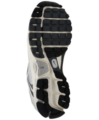 Men's Zoom Vomero 5 Casual Sneakers from Finish Line