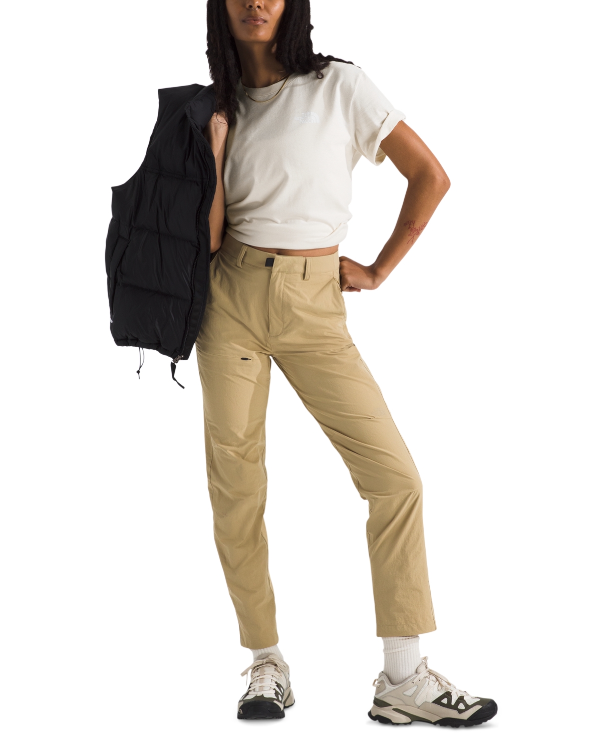 THE NORTH FACE WOMEN'S SHORT-SLEEVE CORE BOX NSE TEE 