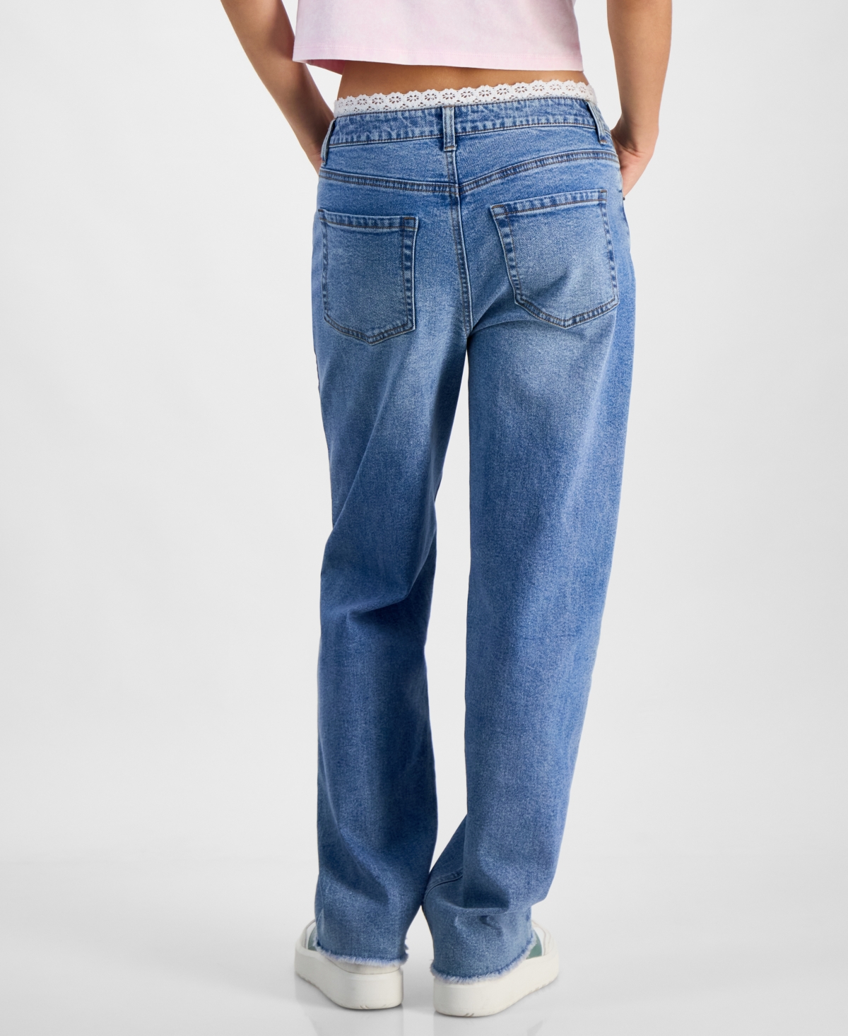 TINSELTOWN JUNIORS' HIGH-RISE LACE-TRIM BOYFRIEND JEANS 