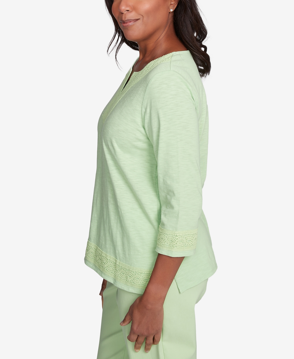Alfred Dunner Plus Size Parrot Cay Solid Split Neck Lace Trim Top In Palm Green