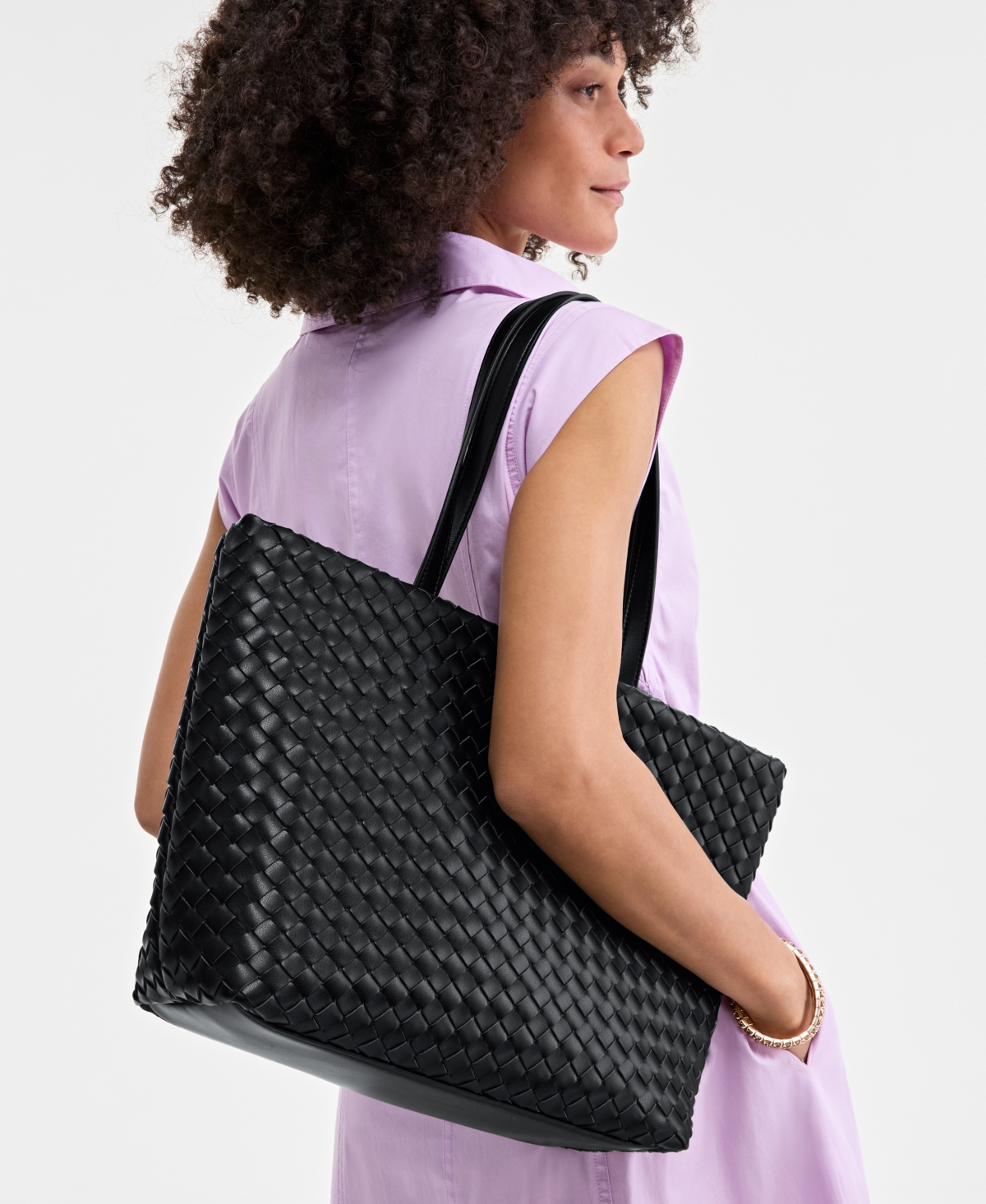 ON 34TH EXTRA-LARGE WOVEN TOTE, EXCLUSIVELY AT MACY'S 