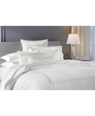 Linea 680 Thread Count Duvet Cover Set, King, Exclusively at Macy's