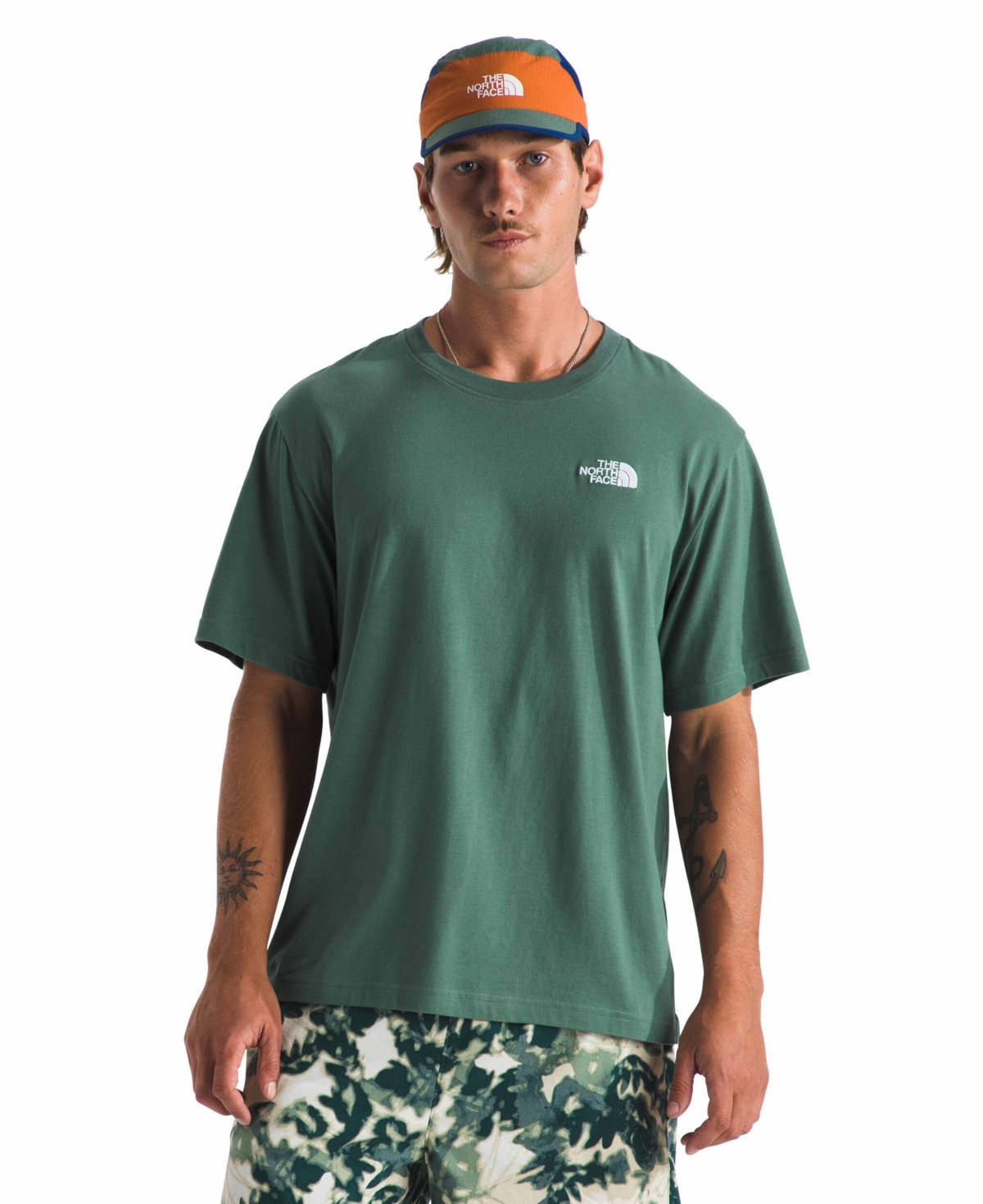 Shop The North Face Men's Short Sleeve Evolution Box Fit T-shirt In Duck Green