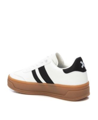 Women's Casual Sneakers By XTI