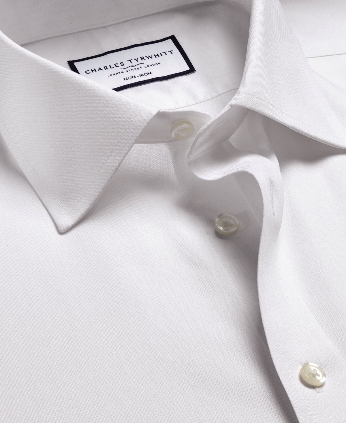 CHARLES TYRWHITT MEN'S SLIM-FIT POPLIN SHIRT 