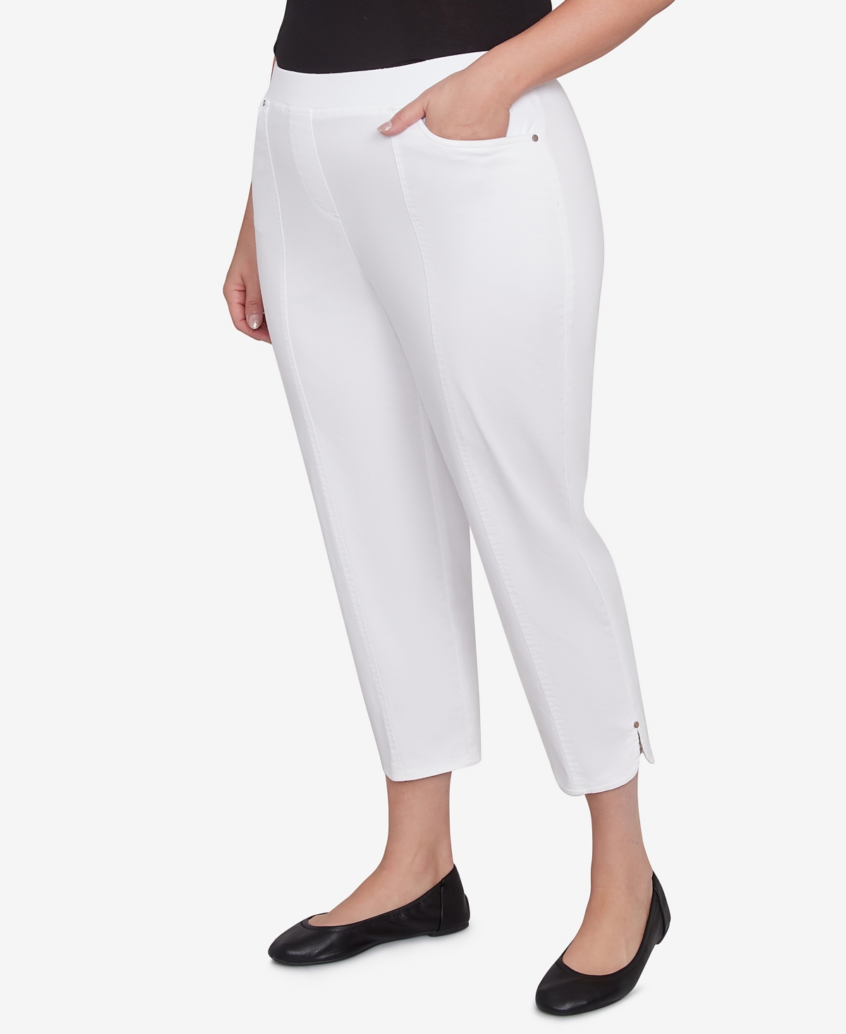 Alfred Dunner Plus Size Charleston Textured Zig Zag Capri With Pockets In White