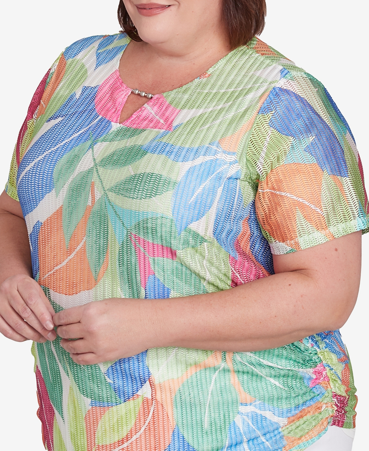 Alfred Dunner Petite Parrot Cay Textured Tropical Beaded Neck Top In Multi Green