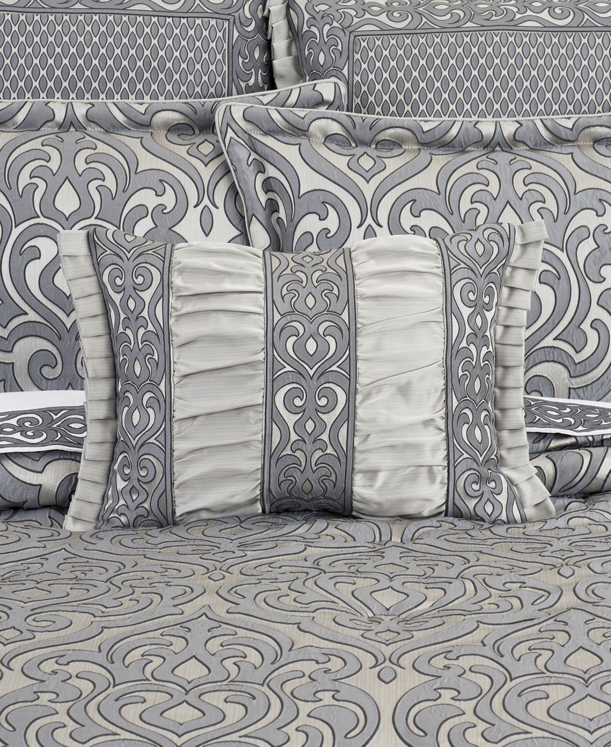 J Queen New York Bolero Boudoir Decorative Pillow, 15" X 20" In Pewter