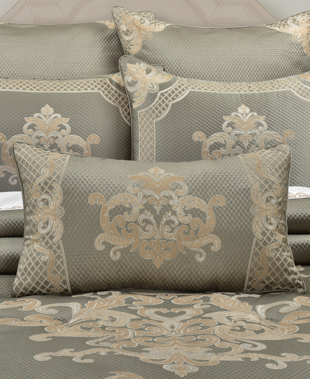 J Queen New York Piazza Boudoir Decorative Pillow, 14" X 21" In Sage