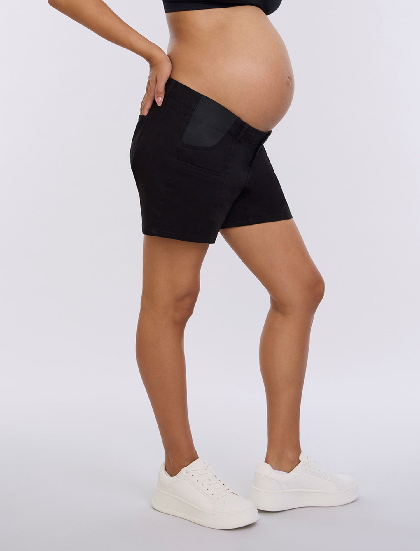 Женские шорты Motherhood Maternity Under the Belly Utility Short - Motherhood, цвет: Чёрный — фото 4