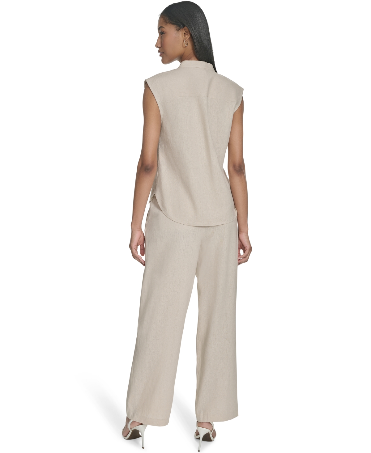 HALSTON WOMEN'S SPLIT-NECK SLEEVELESS FRONT-SEAM TOP 