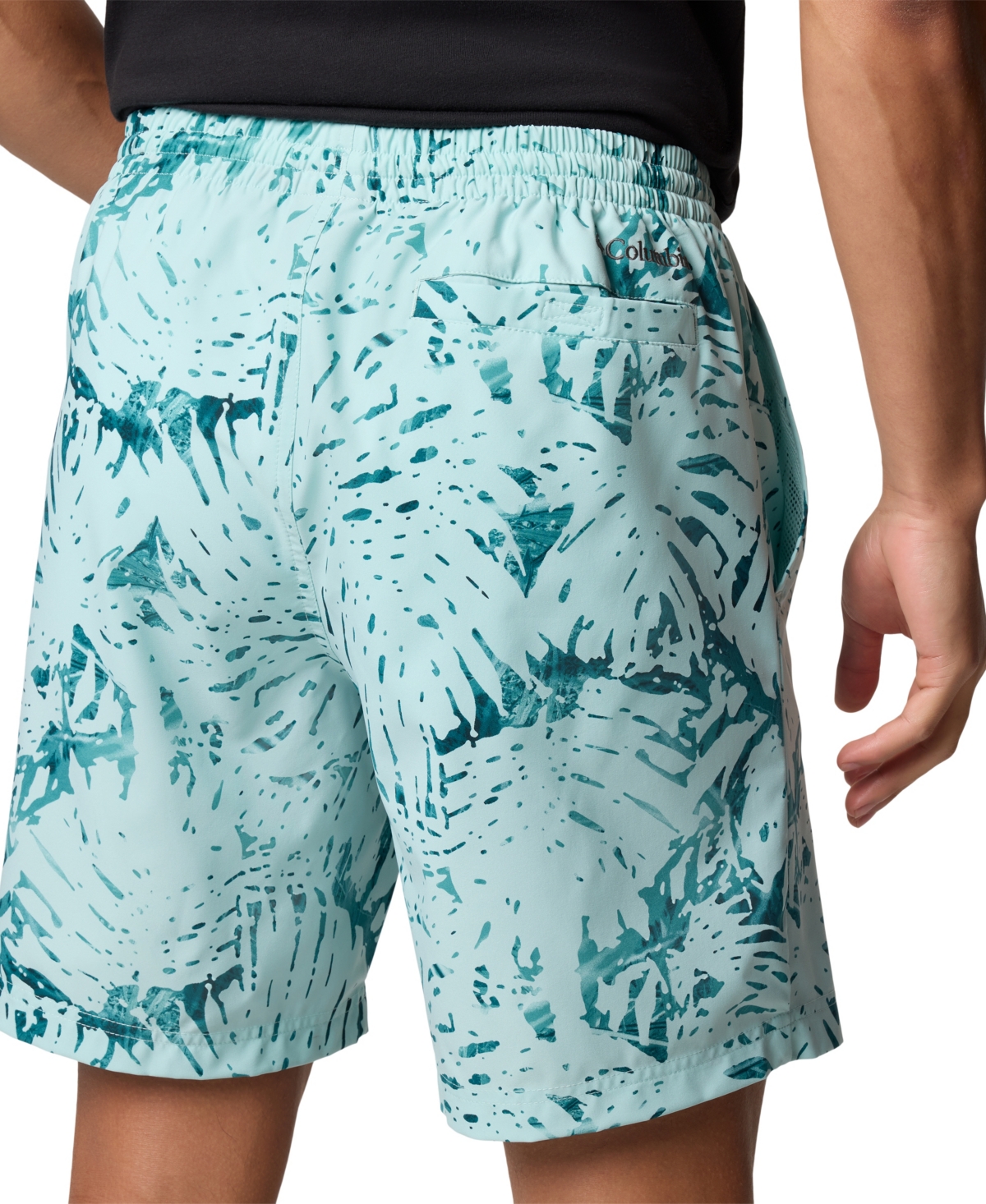 Shop Columbia Men's Summertide Stretch Printed Shorts In Spray Mons