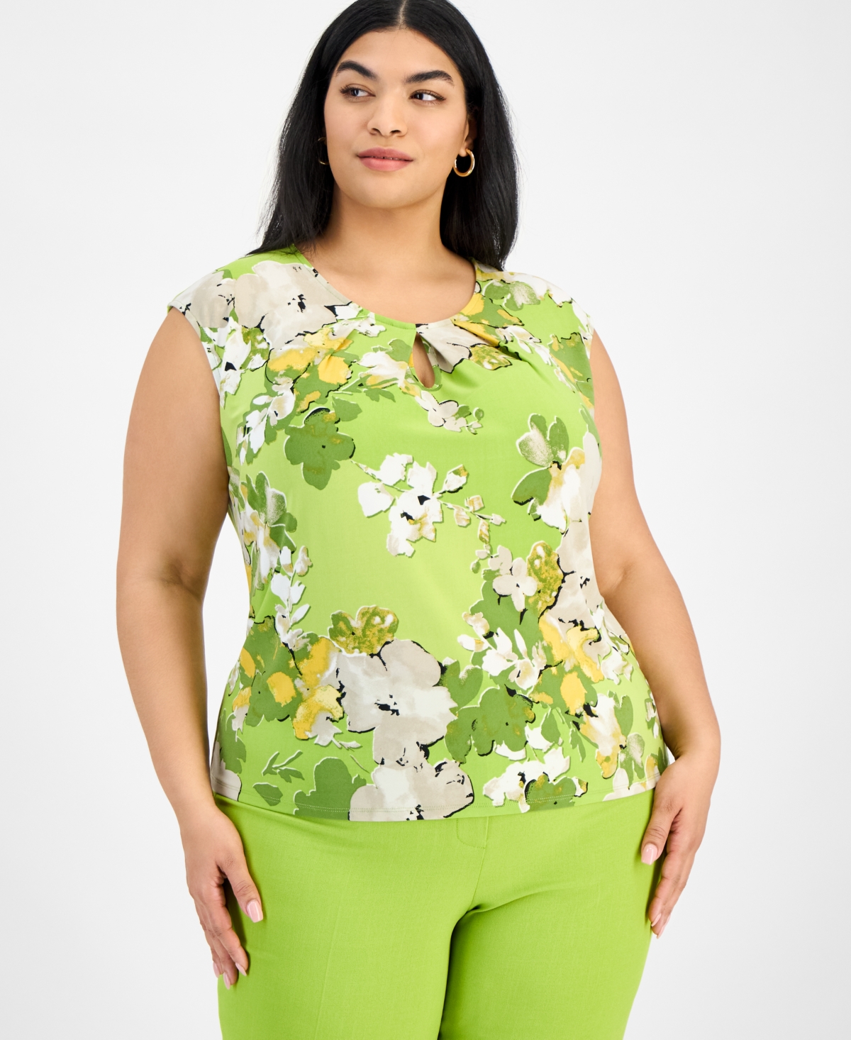 Plus Size Sleeveless Printed Keyhole Blouse - Kiwi Multi