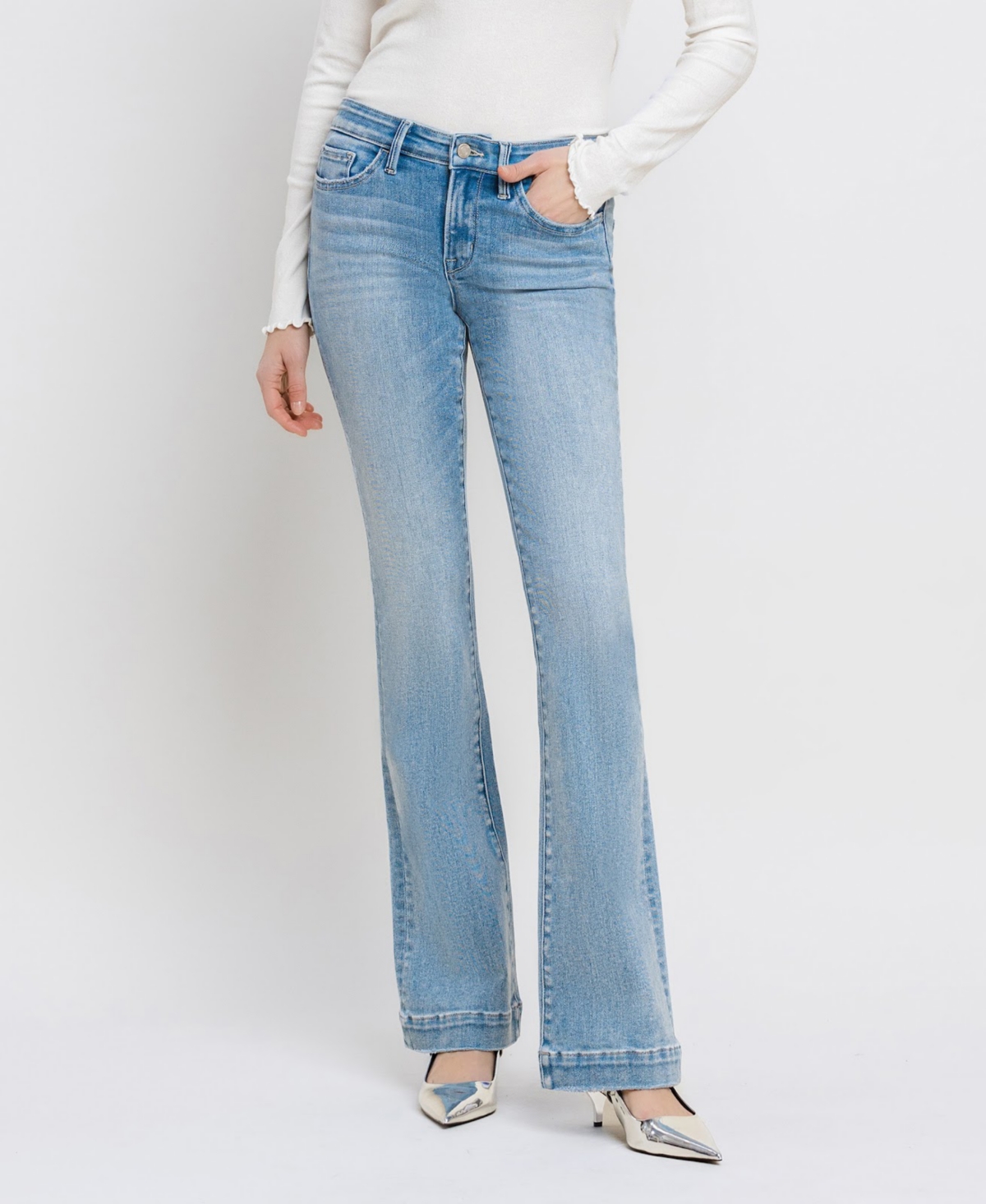 Women's Mid Rise Bootcut Jeans - Legendary blue