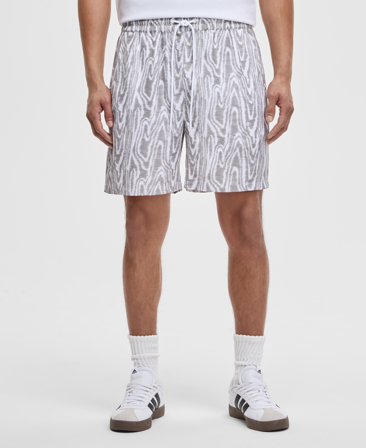 Men's Woodgrain Relaxed-Fit Printed 6-1/2" Shiny Twill Shorts, Exclusively at Macy's - Bright White