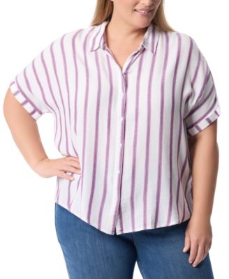Plus Size Daisy Printed Button-Front Shirt
