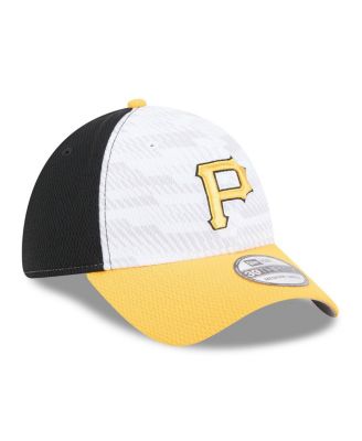 Men's Black/Gold Pittsburgh Pirates 2025 MLB Clubhouse 39THIRTY Flex Hat