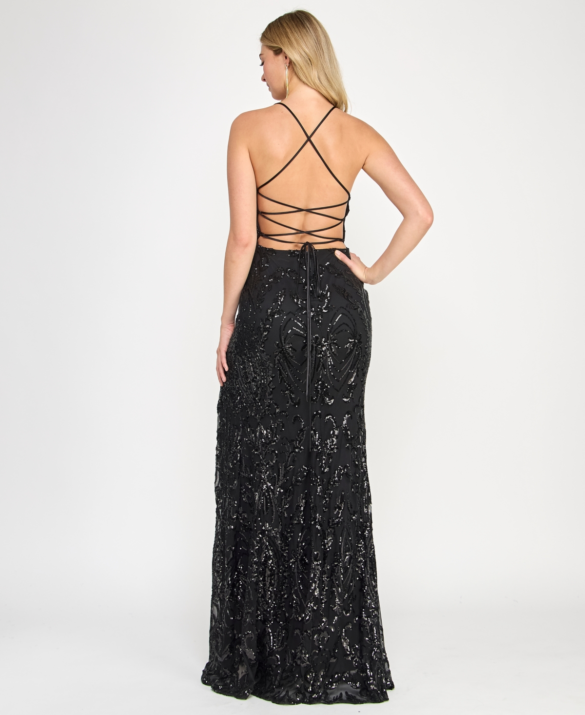 CRYSTAL DOLL JUNIORS' SEQUINED LACE-UP-BACK GOWN 