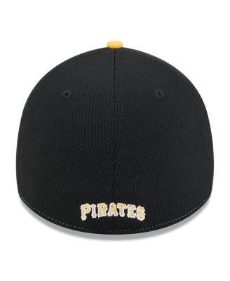 Men's Black/Gold Pittsburgh Pirates 2025 MLB Clubhouse 39THIRTY Flex Hat