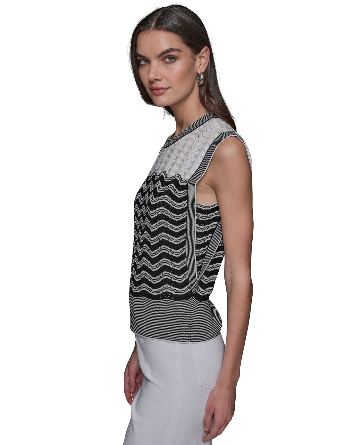 KARL LAGERFELD WOMEN'S GEOMETRIC POINTELLE SLEEVELESS SWEATER 