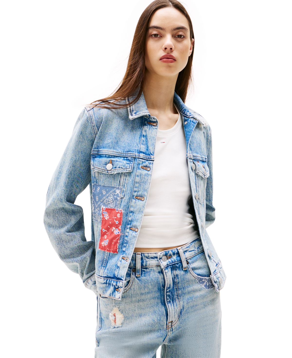 TOMMY JEANS WOMEN'S PATCHWORK CLASSIC DENIM TRUCKER JACKET 