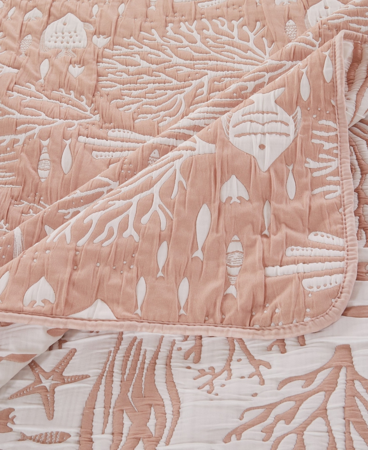 Greenland Home Fashions Marina Woven Jacquard Reversible 2-pc. Coverlet Set, Twin/twin Xl In Blush