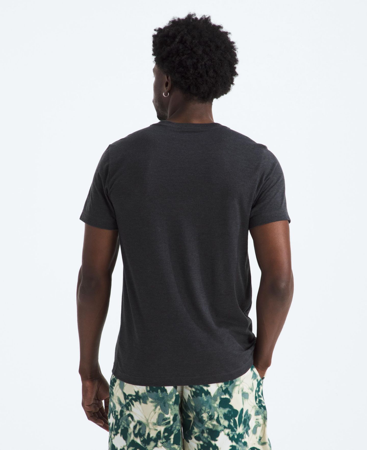 Мужская футболка The North Face Short Sleeve Tri-Blend, цвет: Тёмный серый меланжевый — фото 2
