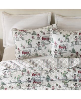 Holiday Printed Microfiber Quilt Set with Shams