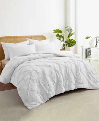 All Season Pintuck Down Alternative Comforter, Full/Queen
