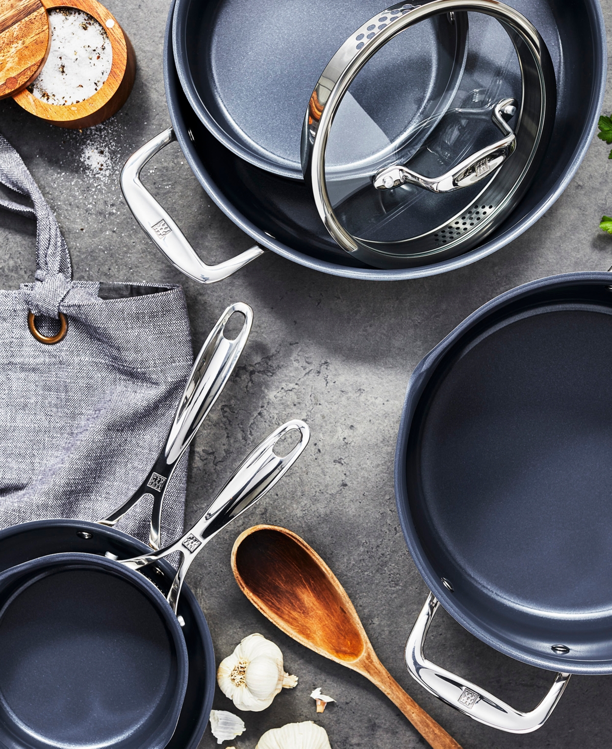 Zwilling Clad Cfx 10-piece Stainless Steel Ceramic Nonstick Cookware Set In Silver