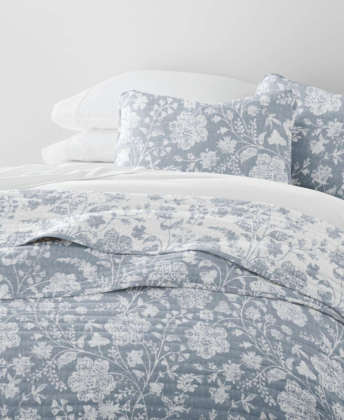 Ienjoy Home Textured Floral Reversible 3-pc. Quilt Set, Full/queen