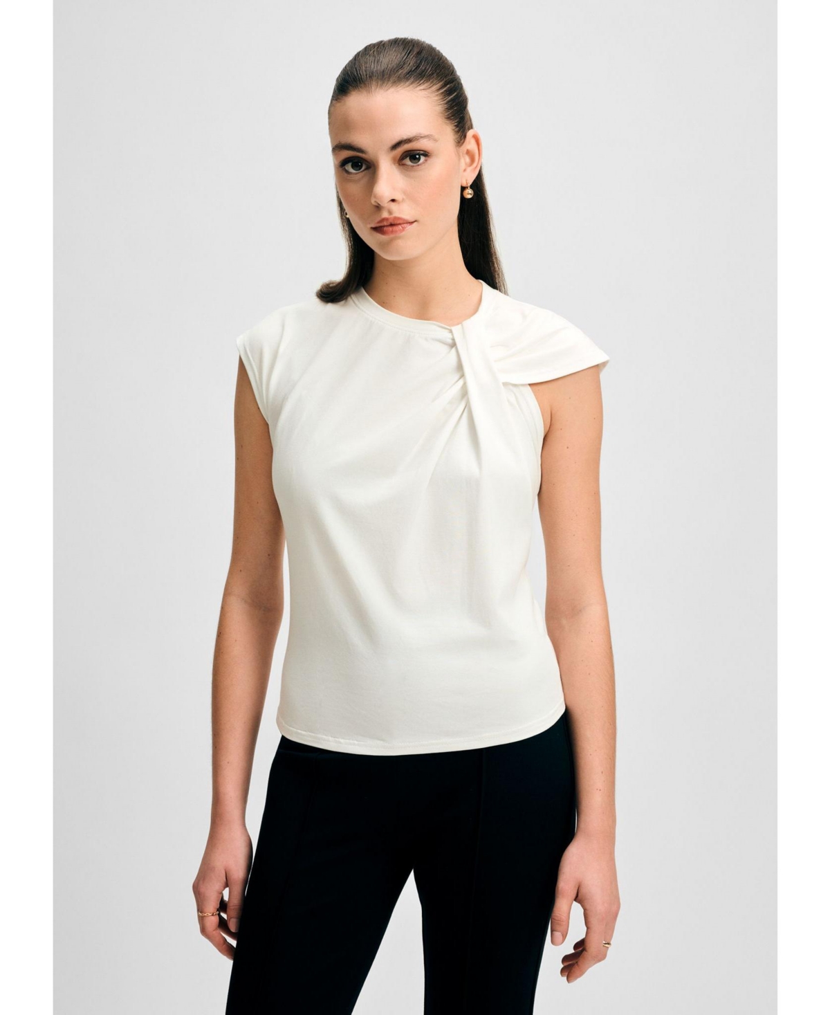 Women's Twist Neck Short Sleeve Tee - Black