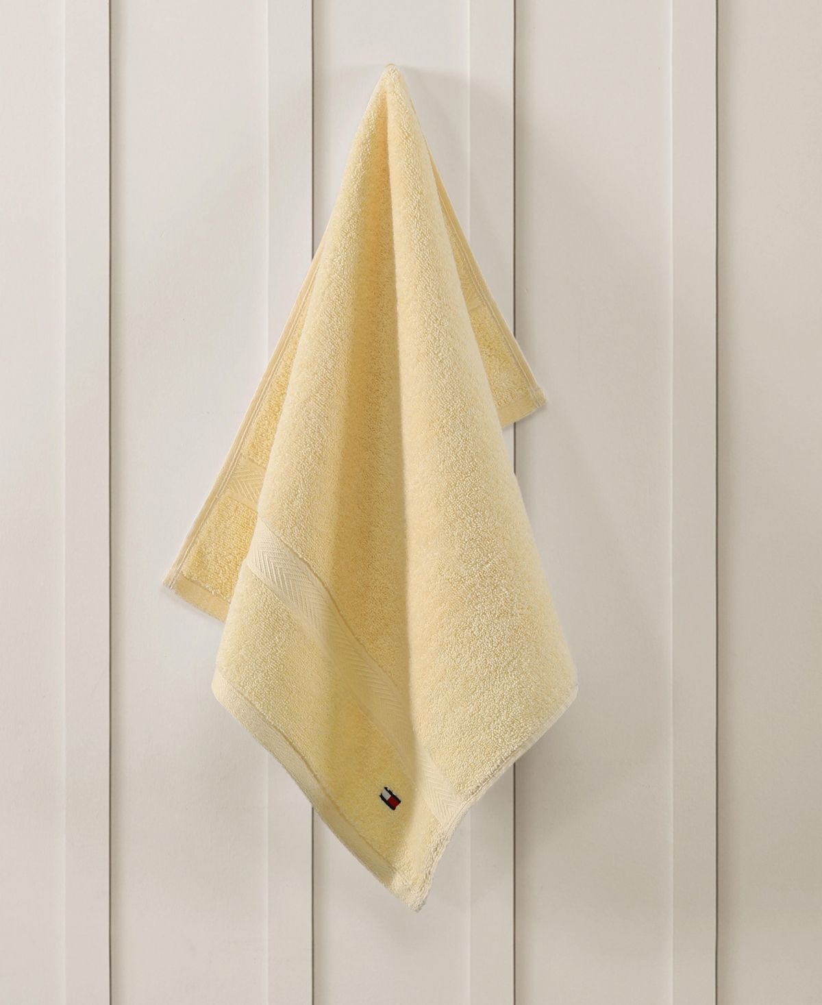 TOMMY HILFIGER HOME MODERN AMERICAN SOLID COTTON HAND TOWEL, 16" X 26" 