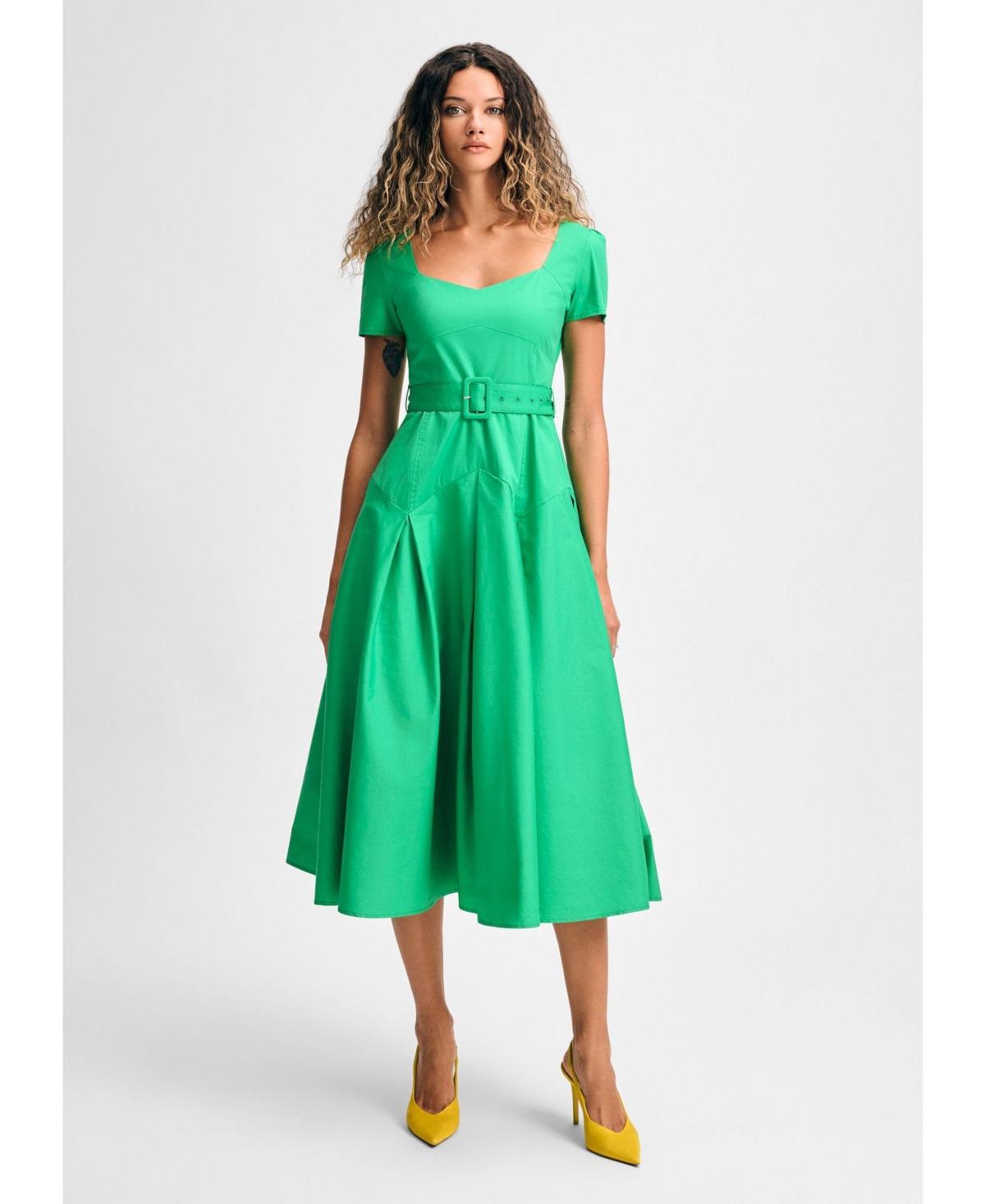 Women's Pleated Short Sleeve Belted Midi Dress - Navy/white