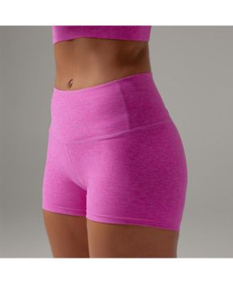 Women's TaviCloud Hot Short