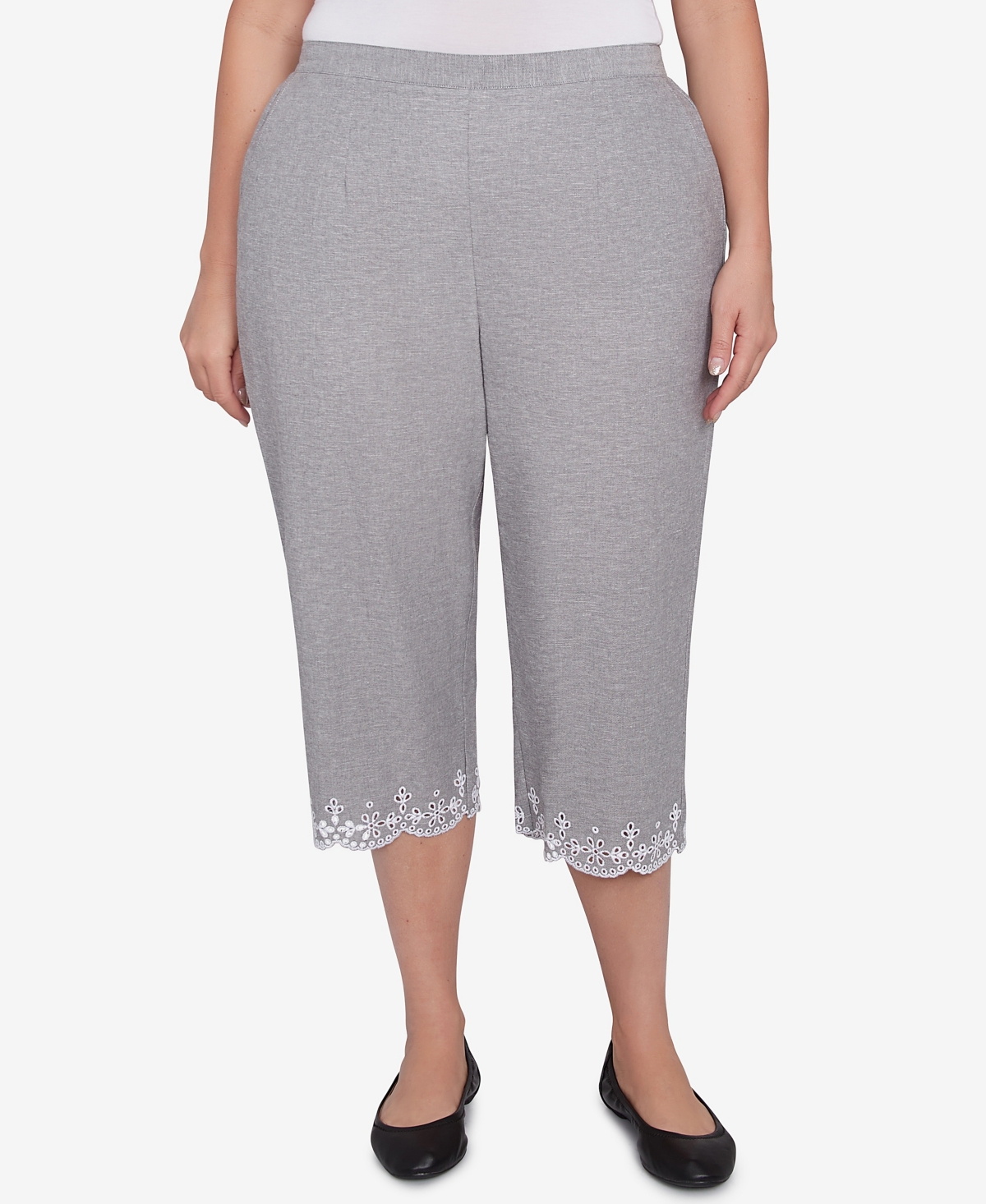 Alfred Dunner Plus Size Crystal Springs Eyelet Embroidered Capri Pants In Gray