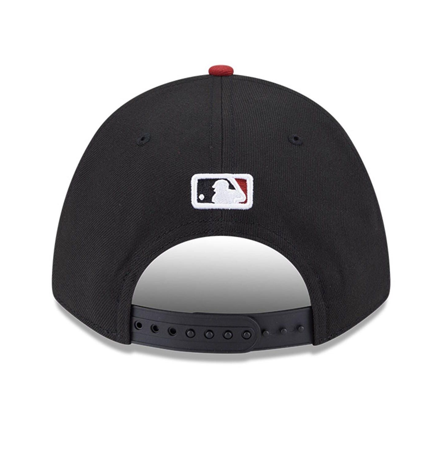 Мужская кепка New Era Black/Red Arizona Diamondbacks Player Replica 9FORTY Adjustable Hat — фото 3
