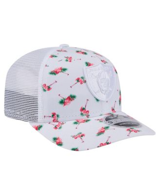 Men's White Las Vegas Raiders Adventure Flamingo Pattern 9SEVENTY Stretch-Snap Hat