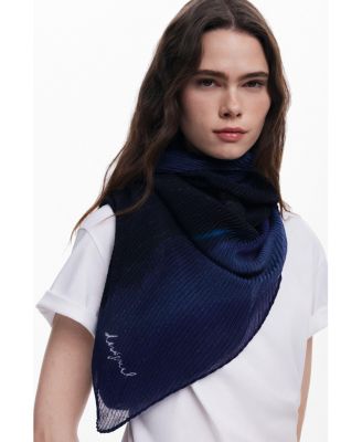 Women's Pleated kiss scarf