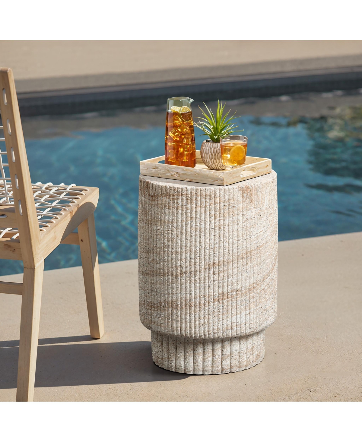 LuxenHome Travertine-Style Round Ribbed MgO Side Table