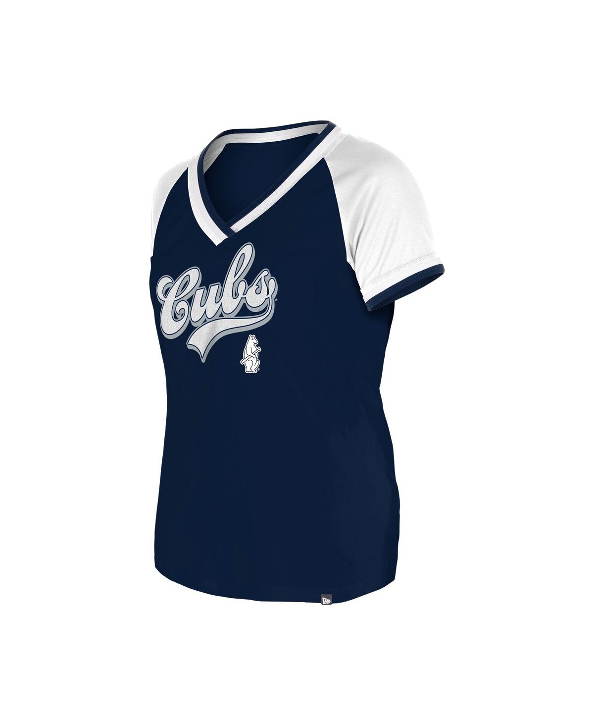 NEW ERA WOMEN'S NAVY CHICAGO CUBS GAMEDAY RAGLAN V-NECK T-SHIRT 