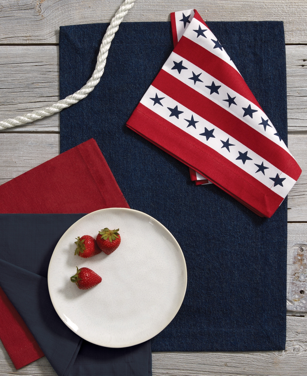 Tableau Stars And Stripes Set Of 4 Napkins, 8.25" X 8.25" In Red,white,blue