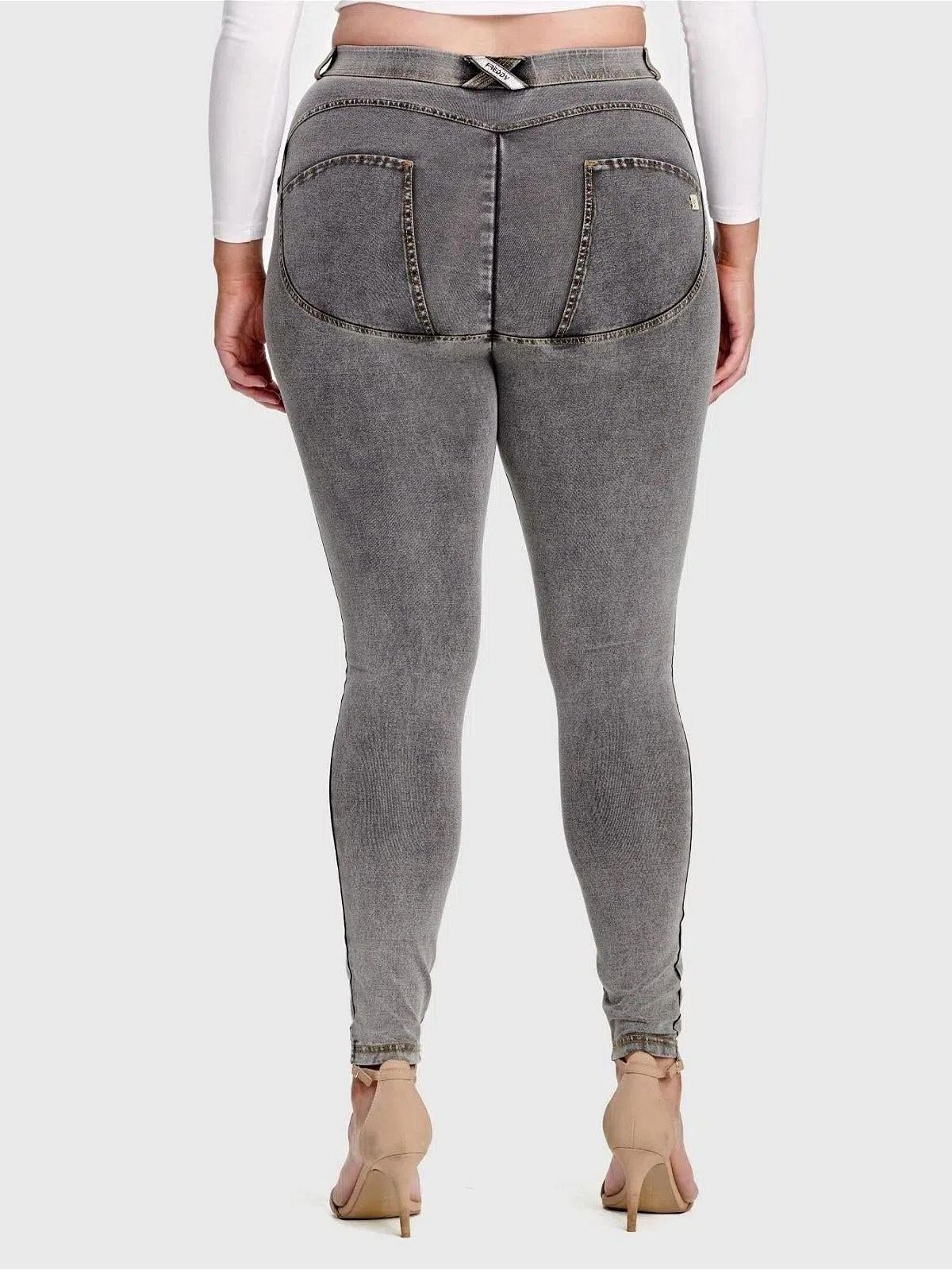 Freddy Women's Curvy High-Rise Sculpting Skinny Jeans view 5 — MAYCSS fashion products
