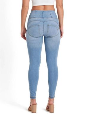 Women's High-Rise Snug Sculpting Skinny Jeans