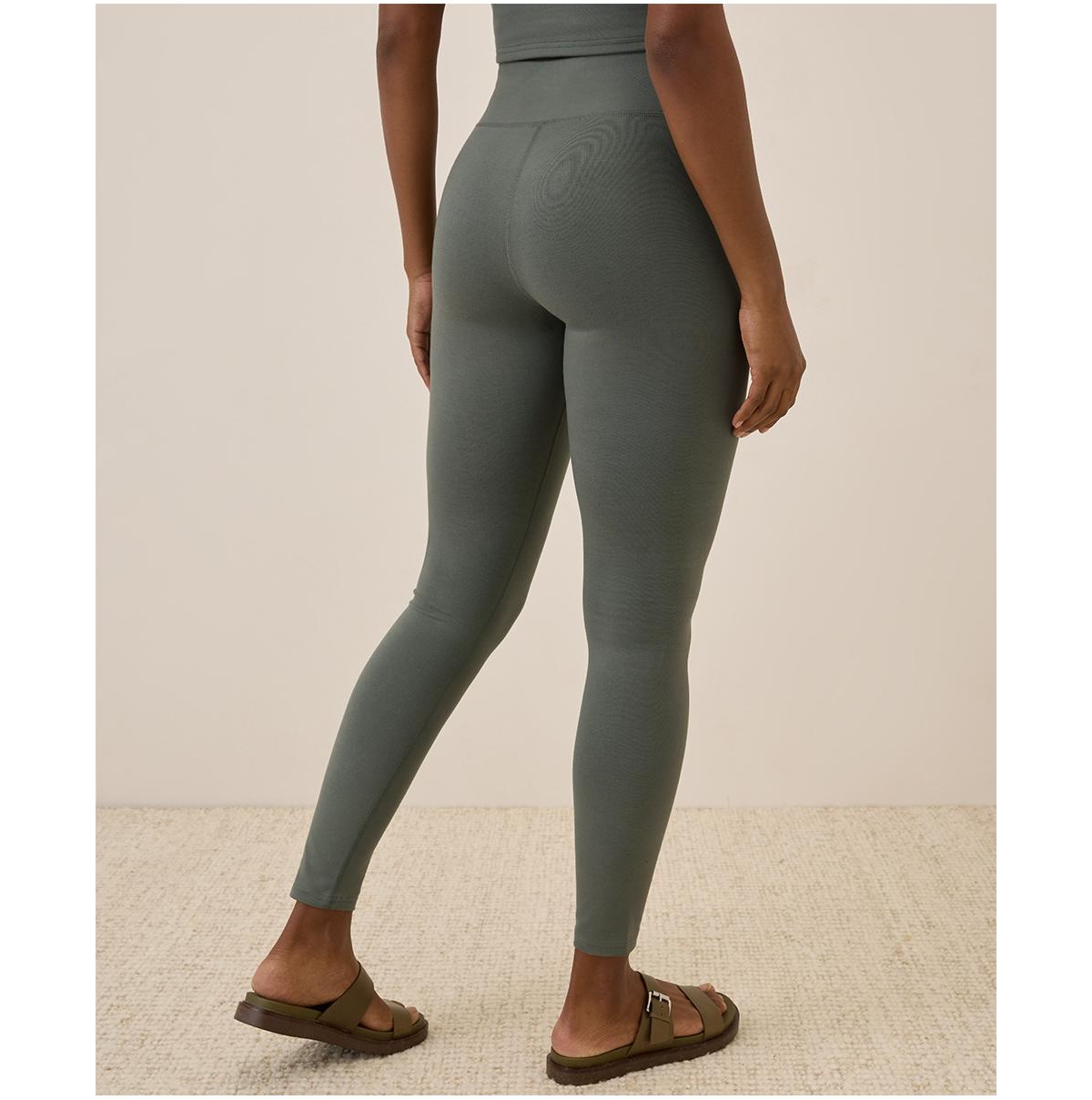 Pact Women's Organic Cotton On the Go-To Legging - Shorty