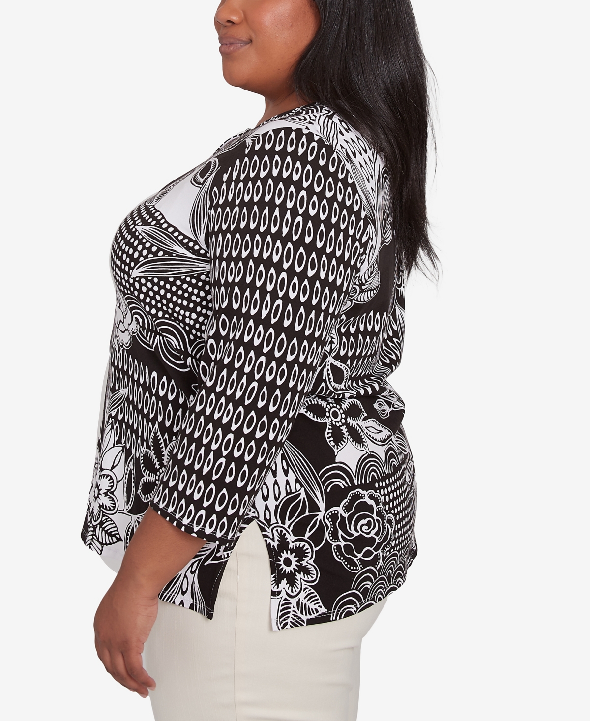 Alfred Dunner Plus Size Natural Instinct Monotone Patch Beaded Split Neck Top In Black