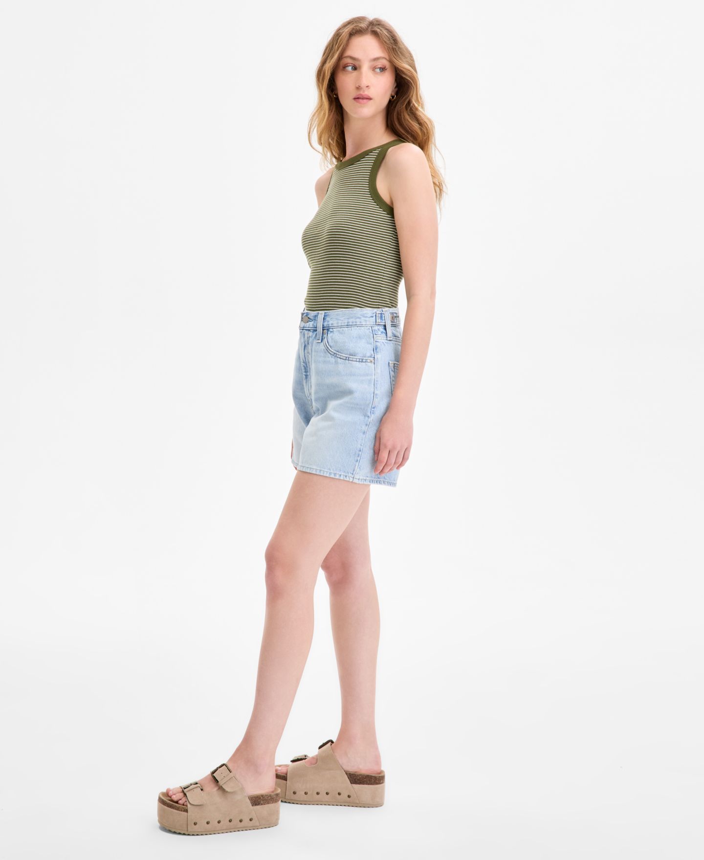 Женские шорты Levi's Cotton Cinch-Waist Denim Shorts, цвет: Светлая варка — фото 2
